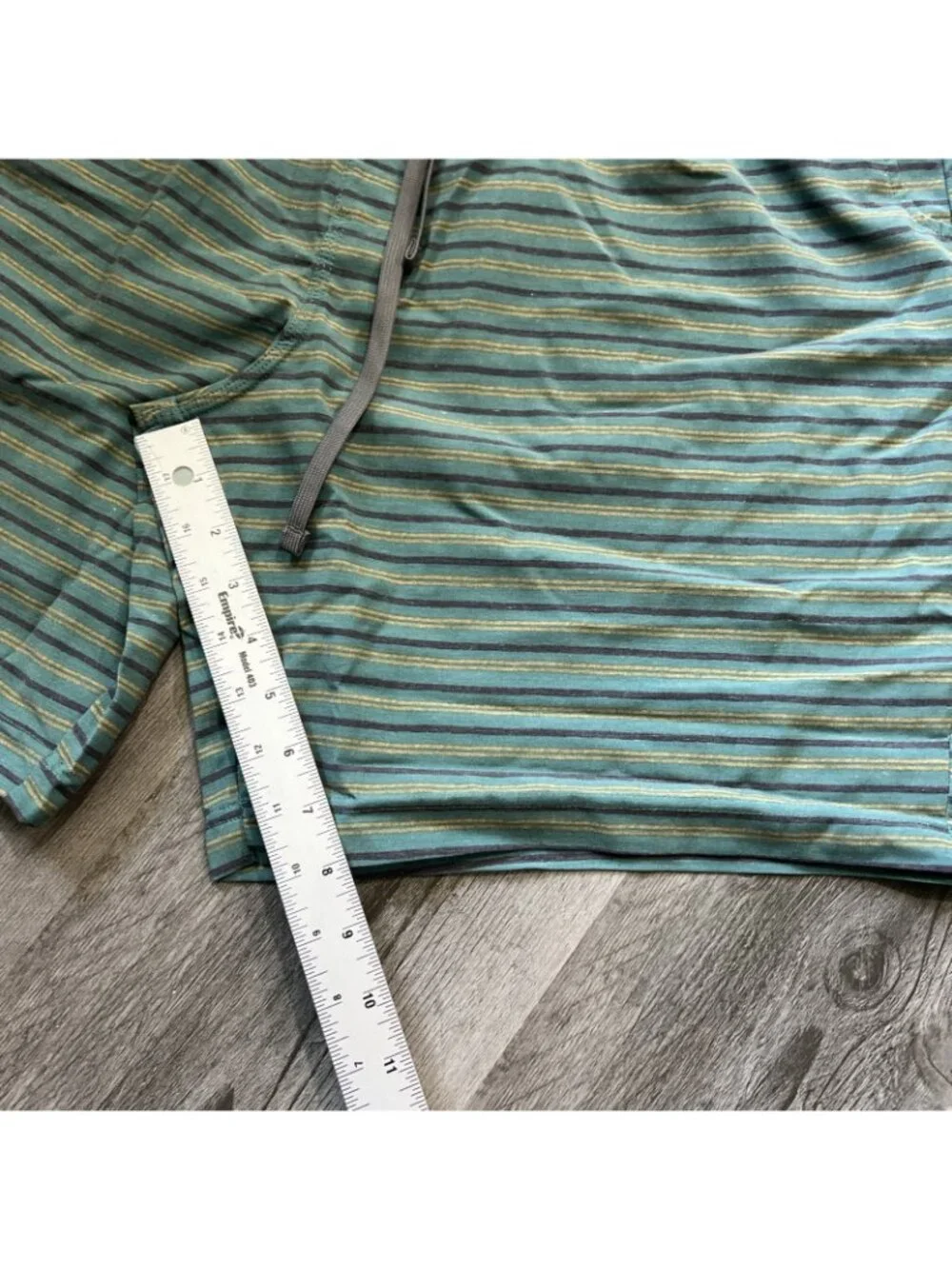 Prana Swim Shorts Mens XXL Green Stripe 8